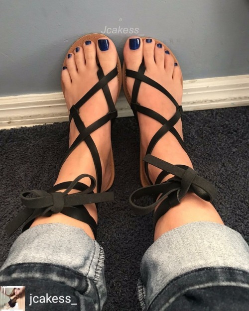 Love these leather lace up sandals.
