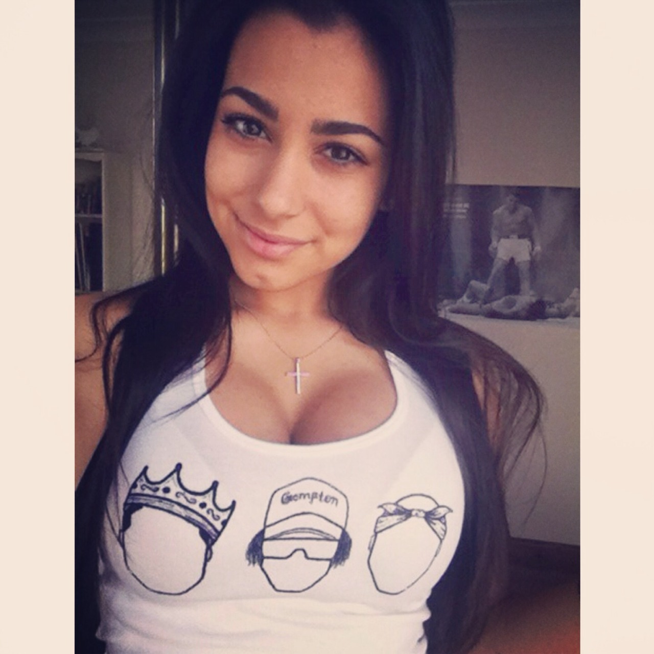 schoolboy-ra:  old-school-shit:  Found a tank top and it lead to this…  pretty