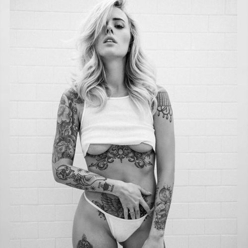 altmodelgirlcrush:  Alysha Nett