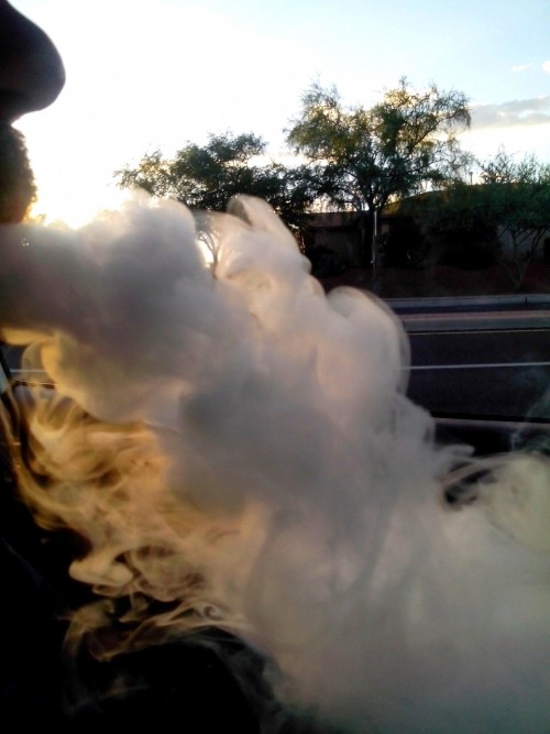nikons-twisted-mind:  Life can be much more awesome than edited, blowing cloud at sun down