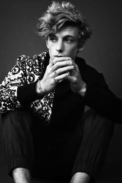 Manniskorarkonstiga:    Ben Nordberg Photographed By Louis Botha And Styled By Michael