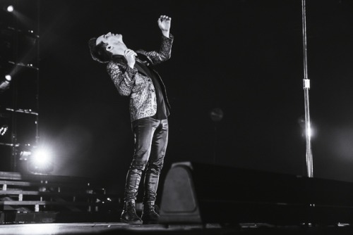 panicatourdisco:Panic! At The Disco Concert In Seattle Washington, March 21 2017https://seattlemusic