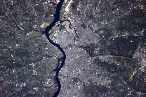 colchrishadfield: Philadelphia in exquisite detail. Counting the bridges from space.