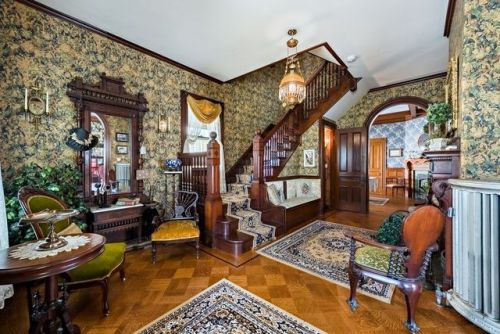 househunting:$849,900/8 brFall River, MALITERALLY LIZZIE BORDEN’S HOUSE:“ Announcing the Maplecroft 