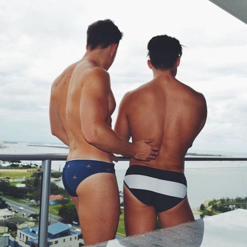 Men In Butthugging Briefs