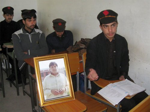 pakistan365:17 year old Aitizaz Hasan sacrificed his life while trying to prevent a suicide attack o