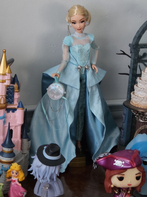 I Heard Someone (xCanadensis, I Believe) Say That This Cinderella Doll Looks Like A Businesswoman...