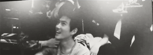 gongyoop-deactivated20170703:  kyungsoo please wait till you get to the dorms 