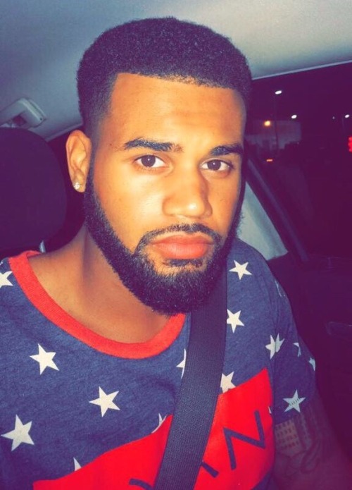 theattractiveboys:  @moneyy_mitch