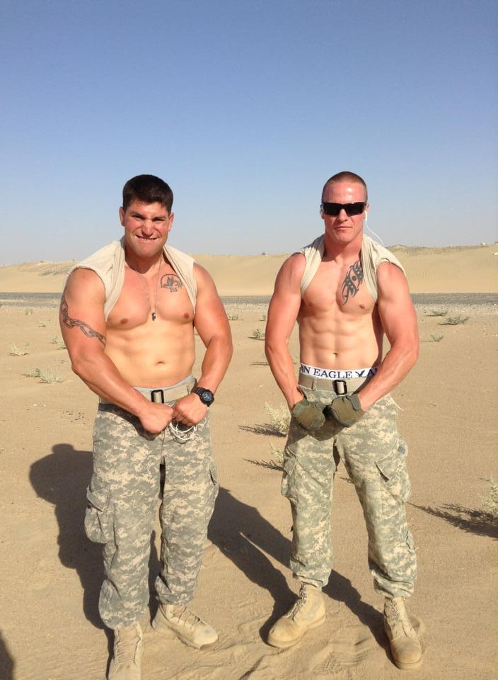 farmboybr:  dippinfan:  sexyfacebookboys:  Shirtless soldiers.  Visit the archive