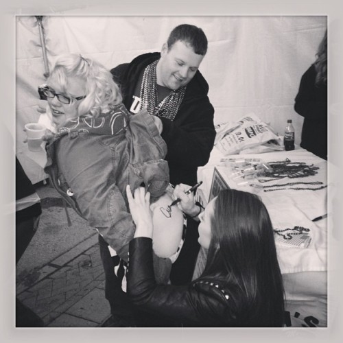 Signing Asses Tonight in Indiana. These people get real. lol (at Muncie Gras)