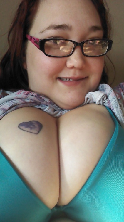 fortheloveofmyjasu:  Goodnight kinksters xoxo ~ Rainbow