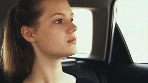 Esther Heesch for “Unconventional Women” by Dorothee Schumacher [x]