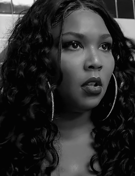 jkfatgf:  lizzo - boys!