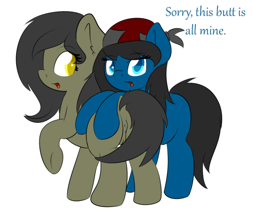 icydarkcorner:  Silly cute butts Feat freeandricey :D   X3