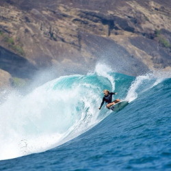 Surf Girls