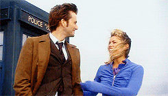 notalwaysontime:  Doctor/Rose + Armswalking arm in arm, and we’re on our way     