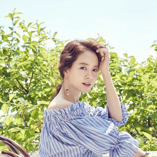 gapiplus:[Banila co] Song Ji Hyo B-CUT (cr. ins@banilaco_official)아름다운