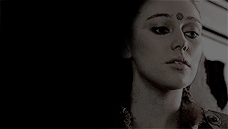isabelasass:get to know me [1/15] favorite female characters: commander lexa (the 100)              