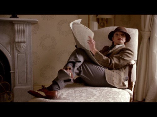 thedapperdarling:Started watching “Miss Fisher’s Murder Mysteries” and have already found outfit goa