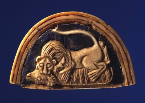 massarrah: Cosmetic Box from Ancient Mesopotamia Found in the Royal Cemetery of Ur, this cosmetic bo
