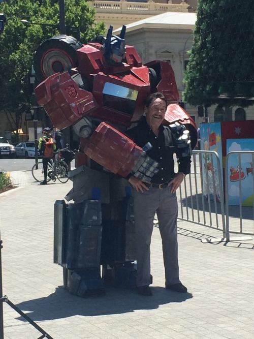 kisachi-tf: foxtel: You’re never alone when you have Optimus Prime as a friend … Transf