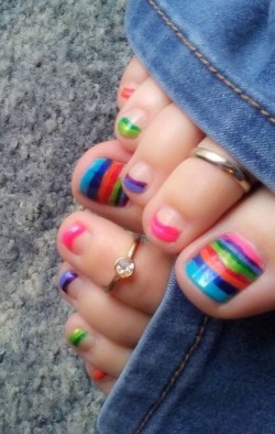 cum2toes4u:  feetluv1:  prostock27:  @violetdarkstorm 💯👣🍀🏆🍒🔥🥓🍑🧁🍭🍰🍪🍩🍒🍑🧁  Beautiful toes.   Awww I’m going to do this to mine