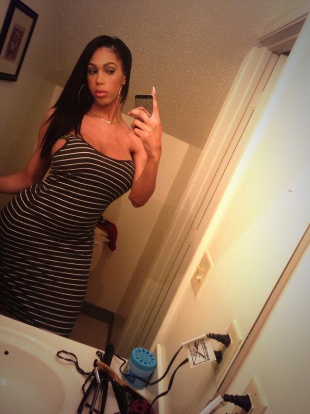 tharealashleyhunter:  cummasterxxx:  I love her!!!! 😍😍😍😍  Follow me daddy