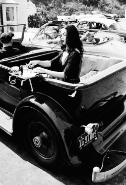 vampiresandvixens:    Maila Nurmi (Vampira) 