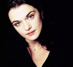 vansatan:  * rachel weisz * beautiful *