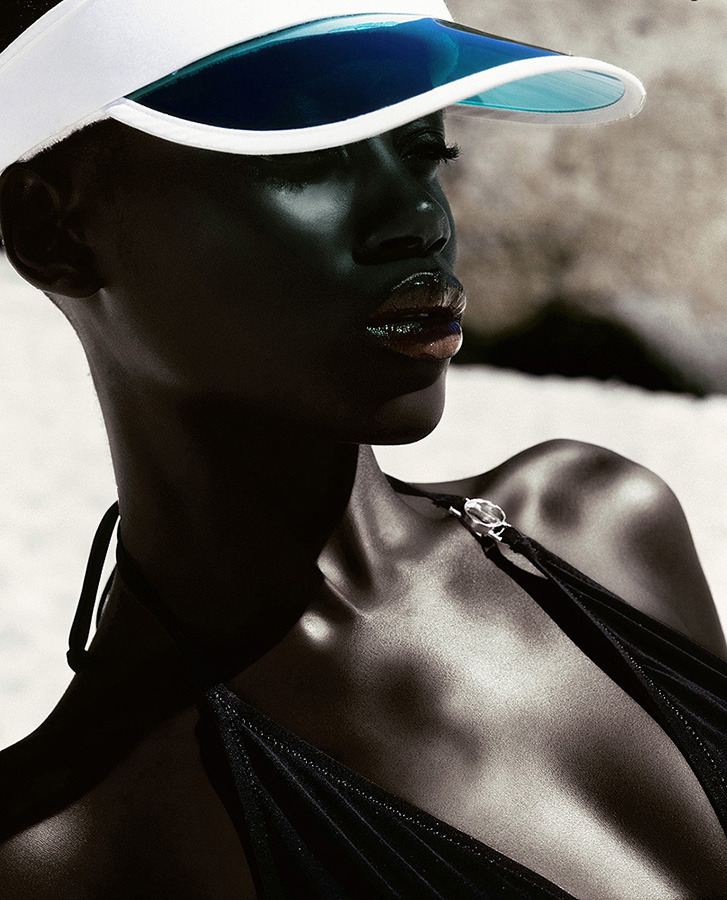 parisjustparis:  Kaone Kario by Robert Grischek.