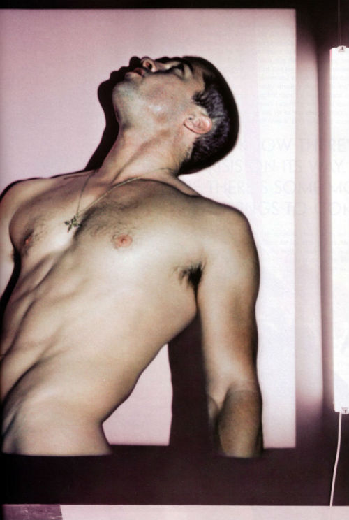 skeletonguns: brad pitt in vanity fair magazine june 2004 // photographed by nick knight 