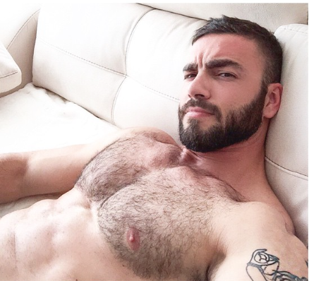 ultimate-men:  follow ultimate men!blog > companion blog > twitter