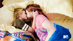 minddykaling:  Faking It Meme  [1/1] Kiss 