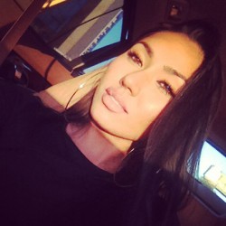 fashionistasrus:  @katpasion 