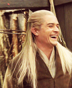 orlandobloom:in which somewhere an angel gets it’s wings when orlando bloom smiles. (◡‿◡✿)