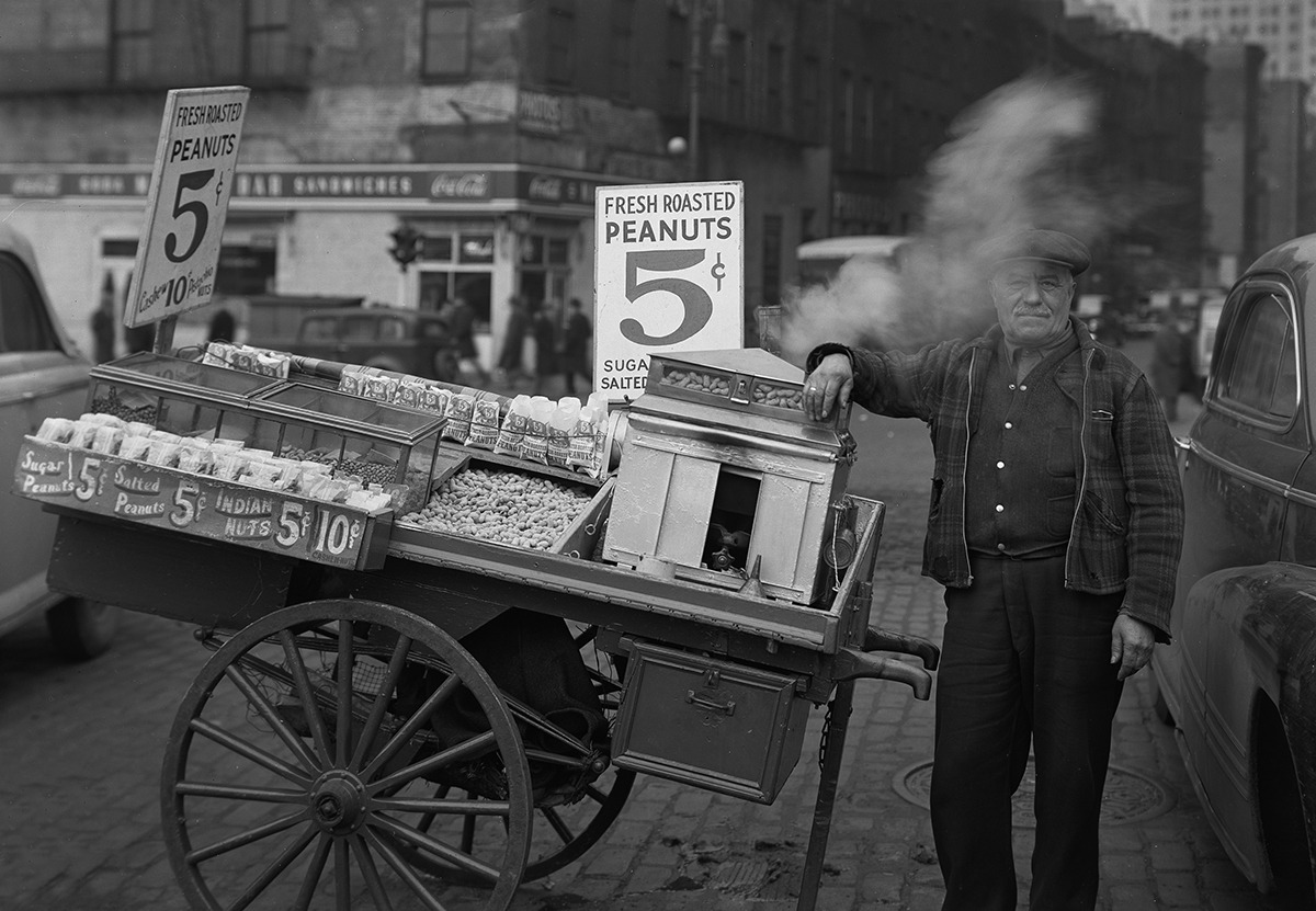 bobbycaputo:A Glimpse Into Postwar New York Through Todd Webb’s Images