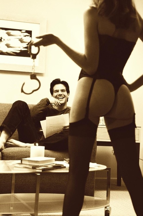 hot-imagination:  PLAY TIME!!!  :-)  WHO is getting cuffed???