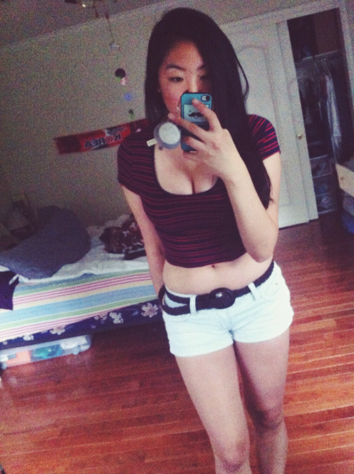 fineasians:  http://buddhablessedd.tumblr.com/ ig: suuzlee ♥Fine Asians♥