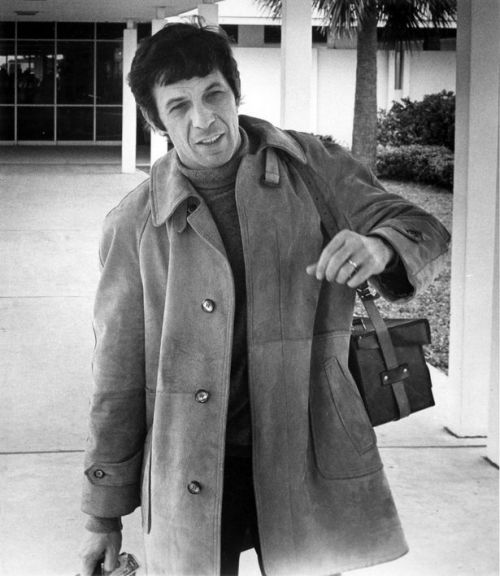 iheartleonardnimoy:Source: http://m.palmbeachpost.com/gallery/entertainment/celebrity-news/photos-le