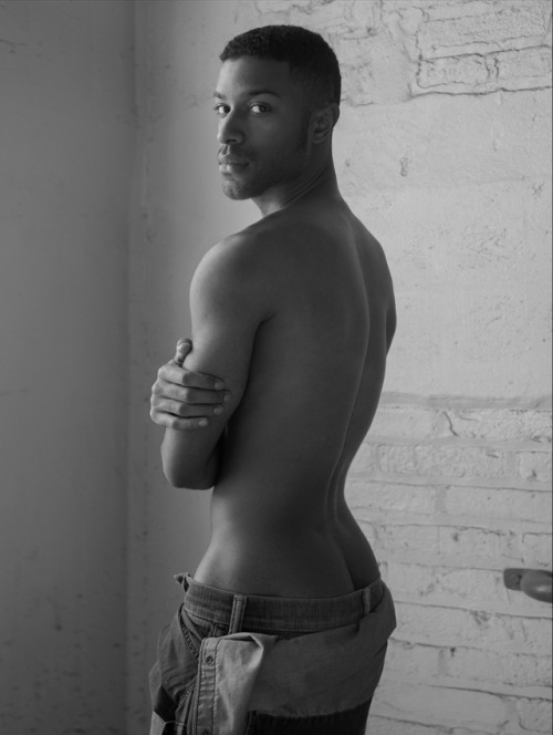 diamondstatus:  Skinnyboysarewinning 🍑🏆👏