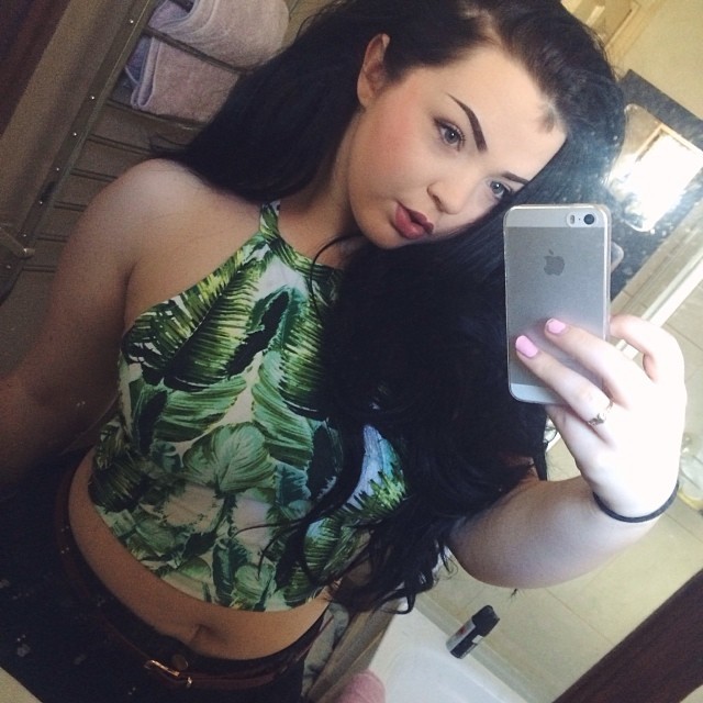 faithandfury:  Buy me all the 90’s crop tops