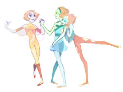 andern3llart:  Wanted to practice some gesture stuff which evolved into Pearl’s long lost relations back on home world~Also bonus Pearl. 