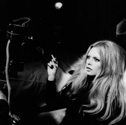 missbrigittebardot:  Brigitte Bardot, “Les Femmes”, 1969 