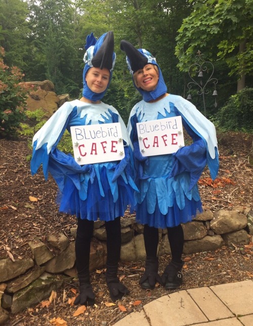 swiftiesforeternity: My mom and I are dressing up as majestic Blue Birds because we all know where T