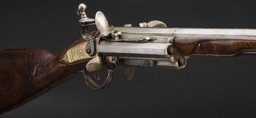 Flintlock revolving rifle (4 shot) signed “JOHANN PETRO A CARLSBAD FECIT”, circa 1720.from Hermann H