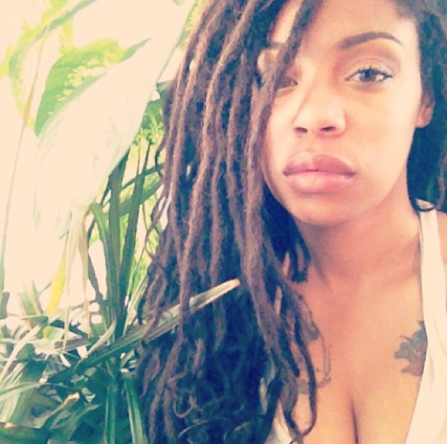 lovedivika:  Texture in locs 