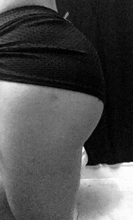 scvmbxxg:  Lol these shorts 