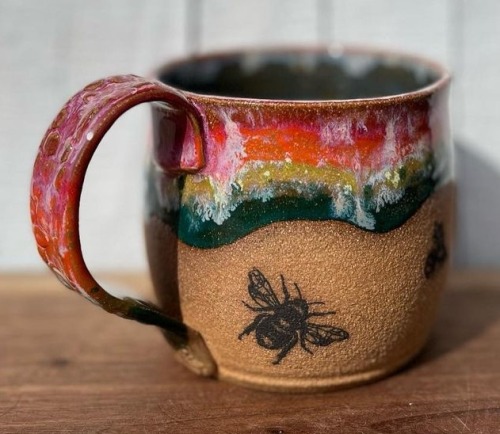 sosuperawesome:Danielle Hohrein Ceramics on Etsy