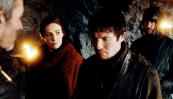 rubyredwisp:Why do you think the gold cloaks wanted you? There is power in a king’s blood.